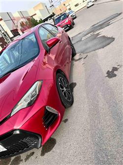 تۆیۆتا کۆرۆلا